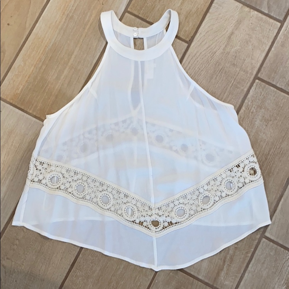 High neck lace detailing tank